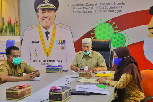 Penjabat Sekda Siak Gelar Video Conference Terkait Data Terbaru Program JKN-KIS